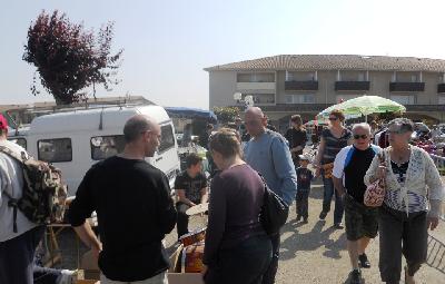 Vide grenier    brocante de Fargues st Hilaire - Fargues-Saint-Hilaire