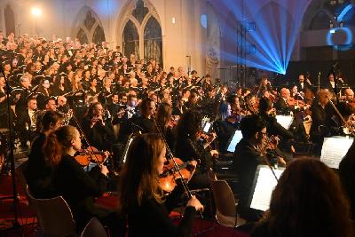 CARMINA BURAN - Concert CARITATIF - Arras