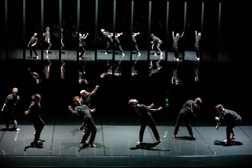 Les yeux ferm&eacute;s  - Saint-Germain-en-Laye