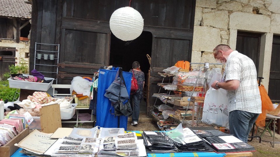 5 juillet la brocante d'IZIEU pr&eacute;sente des trouvailles de 10 &agrave;18H (01) - Izieu